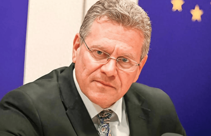 迟迟等不到中方供货<strong></p>
<p>美邦服饰股票</strong>,安世荷兰将负100%全责,商务部宣布大结局?中方的反制,果然起效果了!