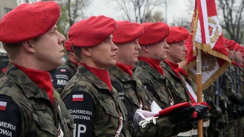 40万大军威胁对俄开战?话锋突转<strong></p>
<p>中京电子股票</strong>,波兰总统怒斥:乌克兰不懂感恩