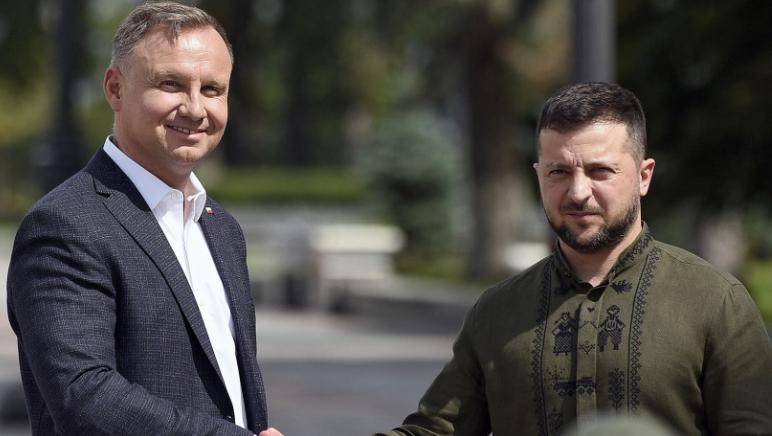 40万大军威胁对俄开战?话锋突转<strong></p>
<p>中京电子股票</strong>,波兰总统怒斥:乌克兰不懂感恩