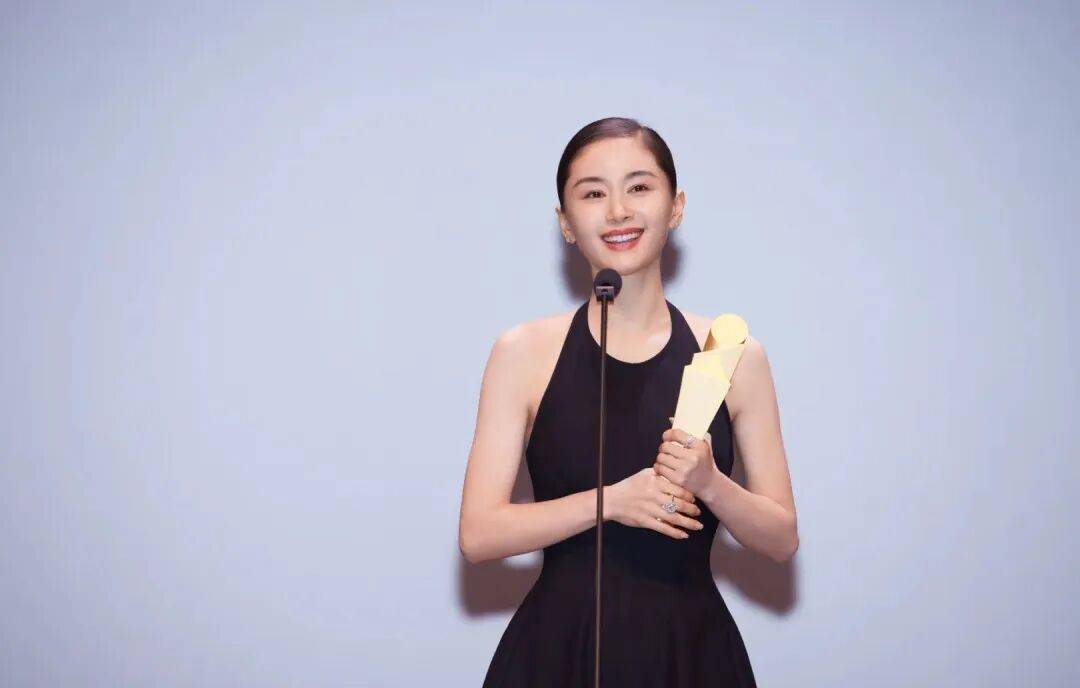 王子文:孩子是最重要的<strong></p>
<p>大洋电机股票</strong>,我演不出一模一样的曲筱绡