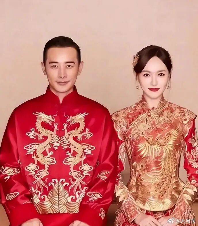 曝内娱著名恩爱夫妻已离婚<strong></p>
<p>上港集团股票</strong>，演员“唐嫣 罗晋”冲上热搜，天眼查显示两人无商业关联