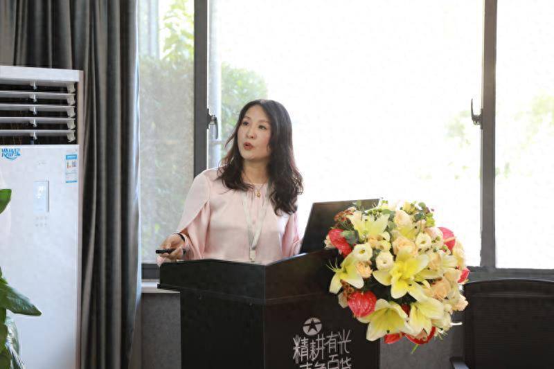 南通文峰“70后”女副总被留置！去年年薪超百万<strong></p>
<p>丰乐种业股票</strong>，公司前三季净利大跌75%