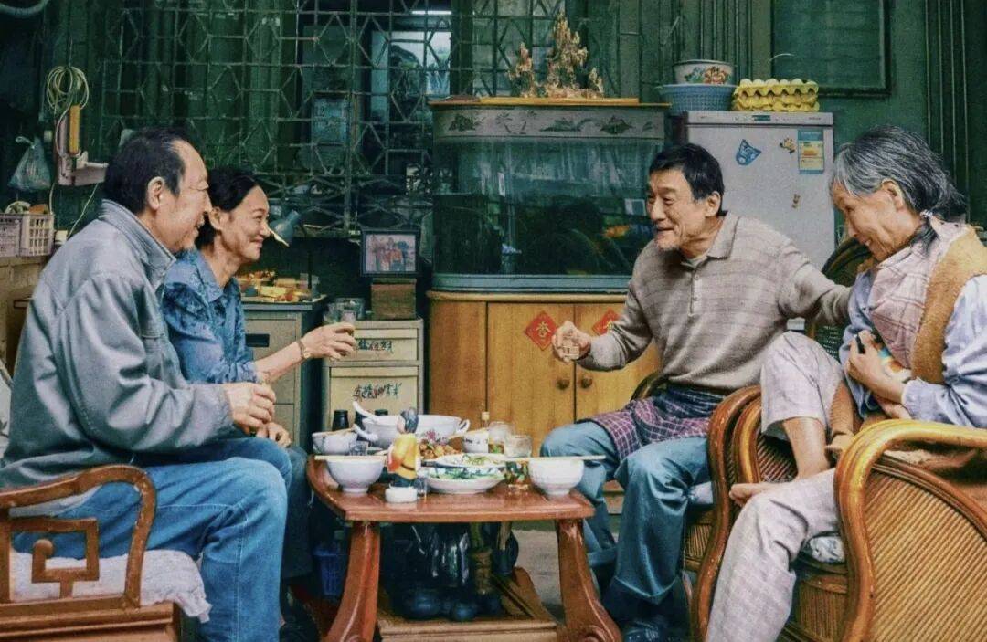 第一批丁克老后<strong></p>
<p>丰乐种业股票</strong>，“伴侣能陪一程，但最后都要靠自己”