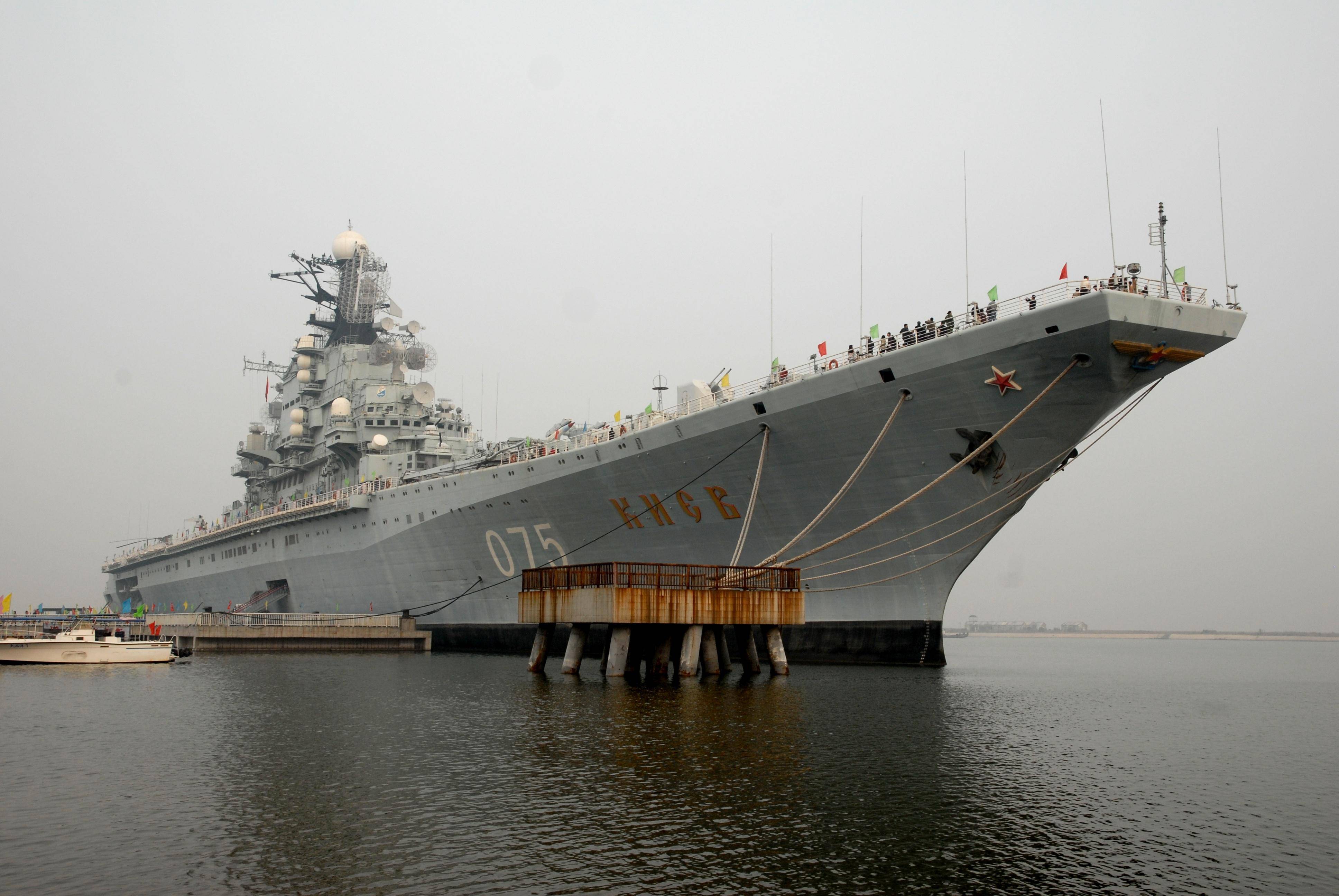 美媒:世界都被骗了<strong></p>
<p>立讯精密股票</strong>,中国偷偷打造10艘航母,8艘做好了战斗准备