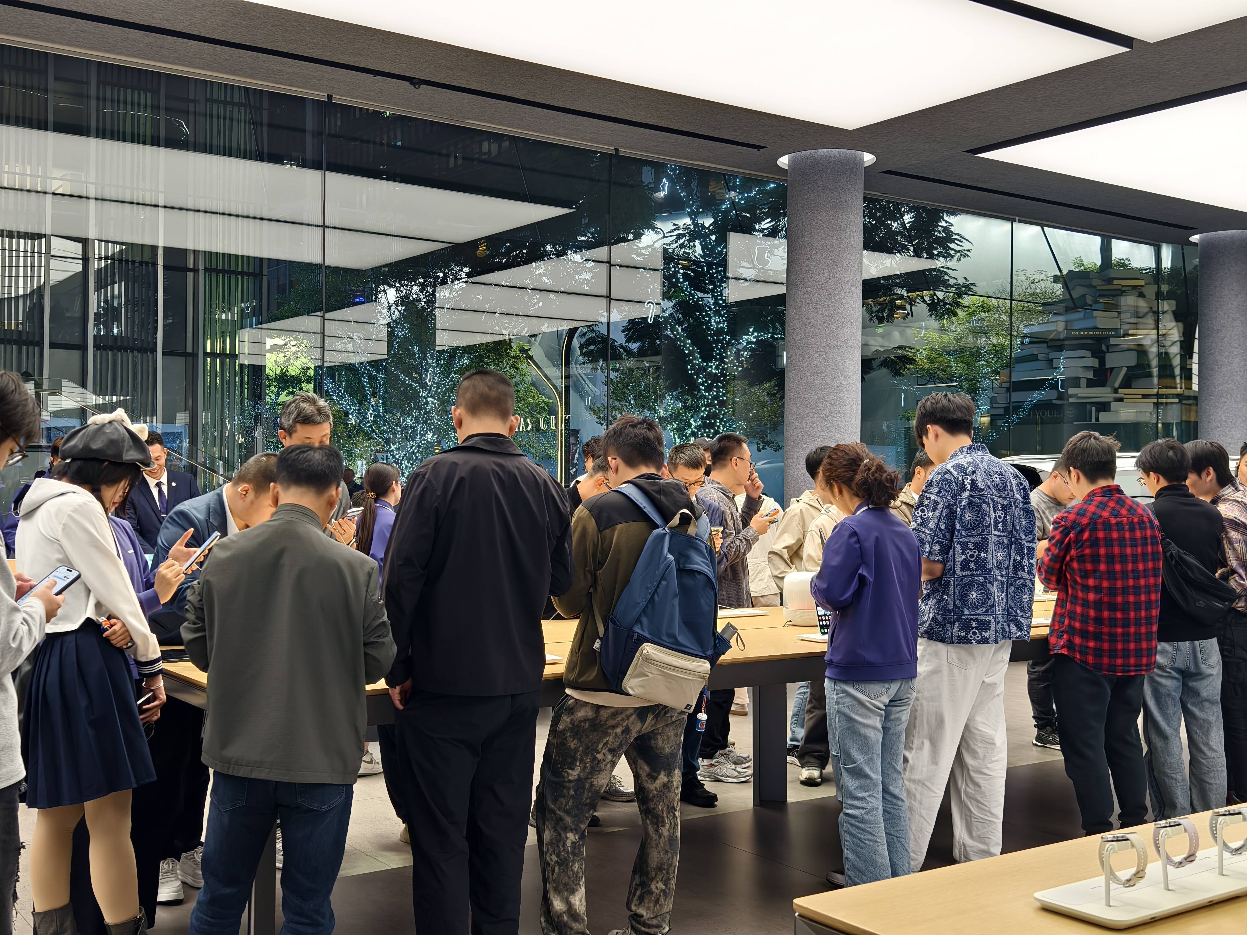 独家｜华为Mate80首批备货30万台左右<strong></p>
<p>启明星辰股票</strong>，渠道商称“定价很有魄力”