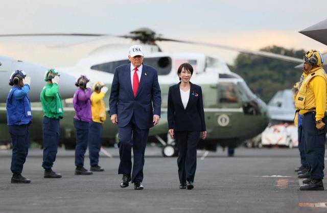 台海附近<strong></p>
<p>启明星辰股票</strong>，日本自卫队部署重兵！解放军8字警告，要斩断黑手了？