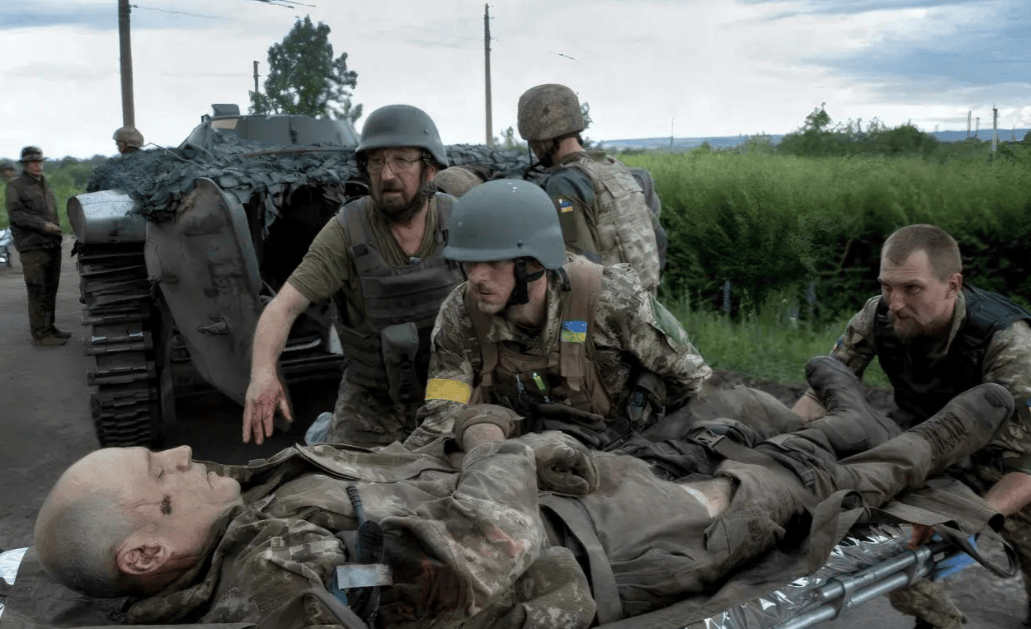 乌克兰败局已定？前线已经大崩溃<strong></p>
<p>中信建投股票</strong>，乌军精锐爆料：新兵练两天就上战场！