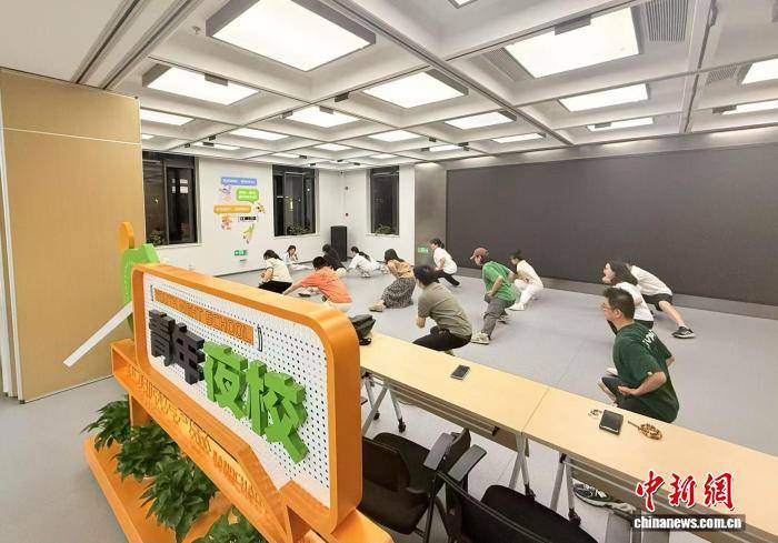 年均引进3万大学生<strong></p>
<p>长信科技股票</strong>，浙江最年轻城区靠什么？