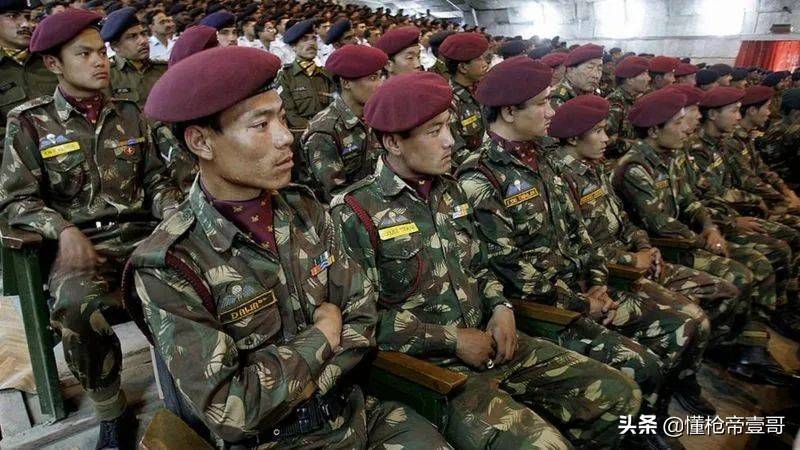 第一个扑向祁团长的印军黄种人面孔<strong></p>
<p>长信科技股票</strong>，他到底是什么人？