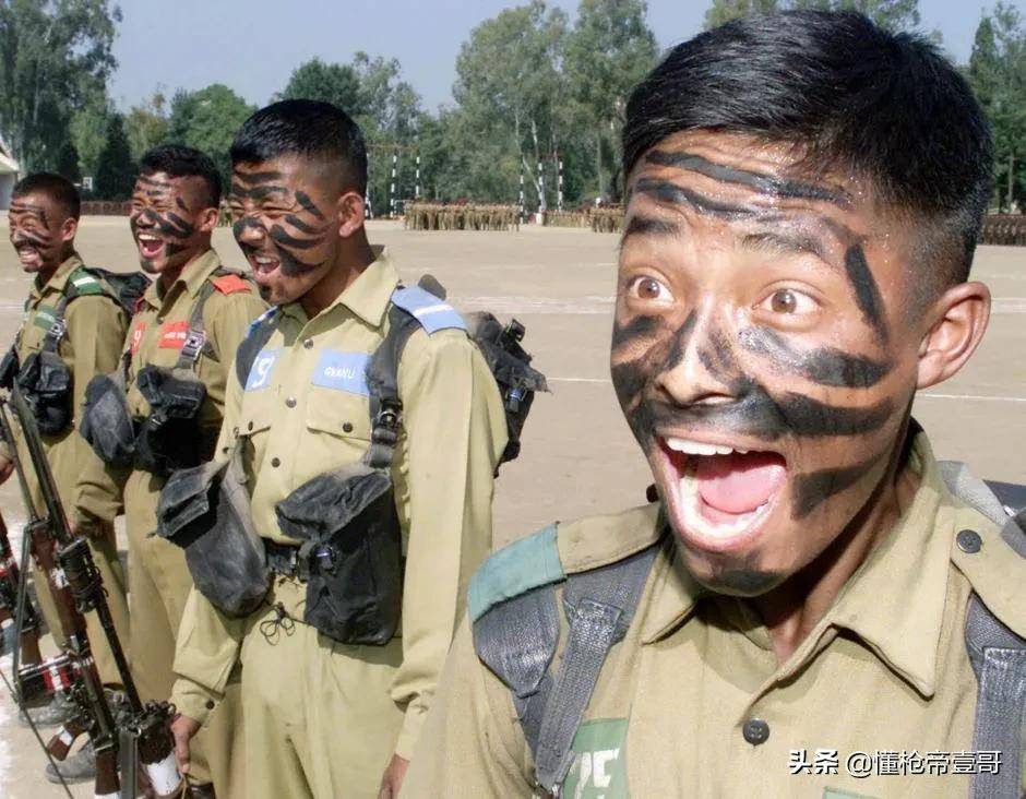 第一个扑向祁团长的印军黄种人面孔<strong></p>
<p>长信科技股票</strong>，他到底是什么人？