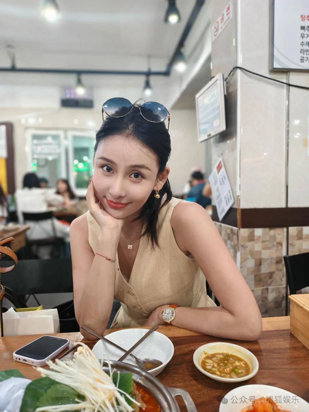 又一对魔幻的圈内姐弟恋曝光<strong></p>
<p>怎么申请股票开户</strong>！这组合有点太超前了......