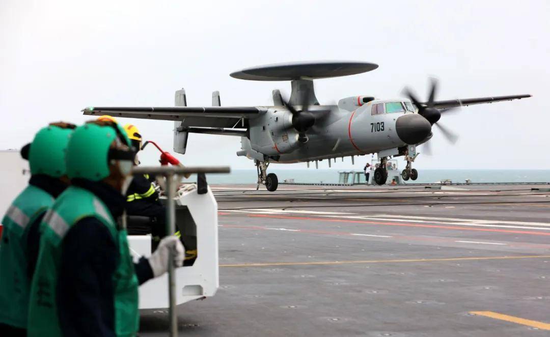 美媒：中日空战将一边倒<strong></p>
<p>高德红外股票</strong>，不仅靠最强4.5代歼15，解放军还有杀招