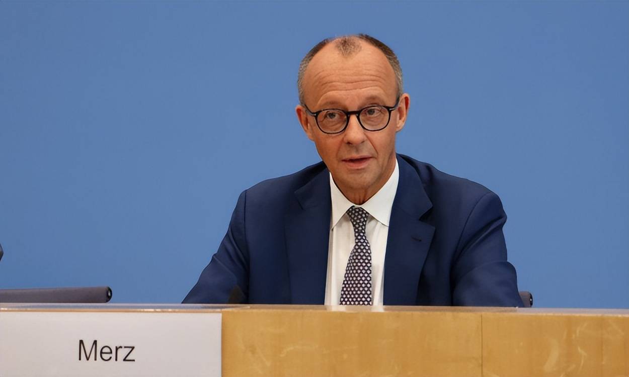 事情闹大了!俄军发射导弹<strong></p>
<p>高德红外股票</strong>,乌克兰大坝被炸断,泽连斯基向美欧求助,特朗普直接把话说透