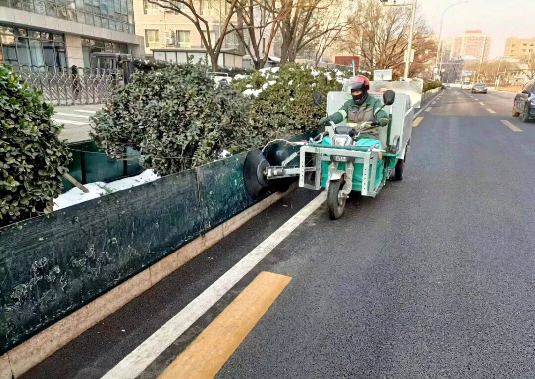 北京绿化带里用了二十年的板子<strong></p>
<p>高德红外股票</strong>，今冬“下岗”了——