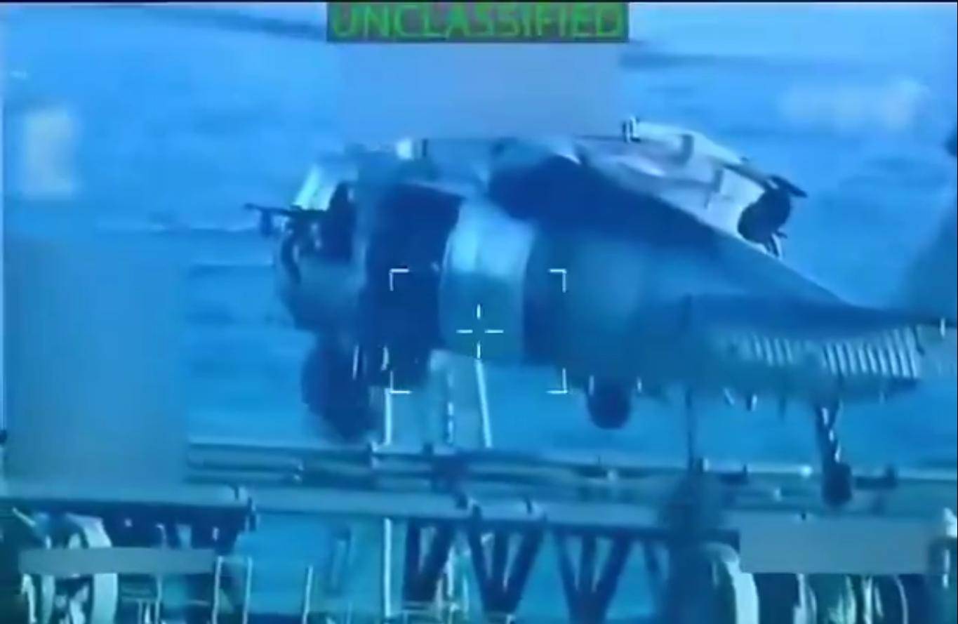 比导弹打击更狠!美军空降油轮<strong></p>
<p>高德红外股票</strong>,抢110万桶石油,打击中俄古委伊