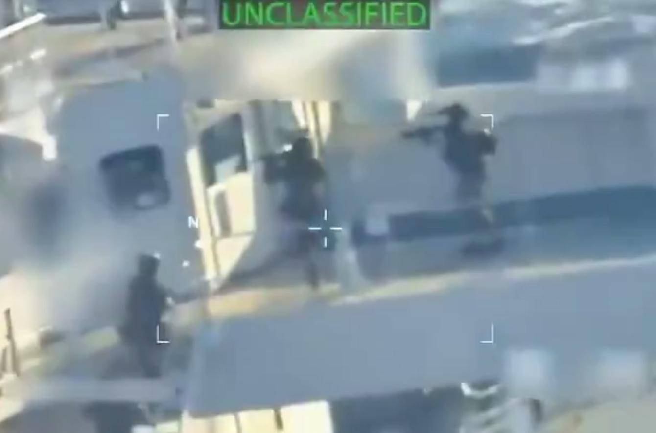 比导弹打击更狠!美军空降油轮<strong></p>
<p>高德红外股票</strong>,抢110万桶石油,打击中俄古委伊