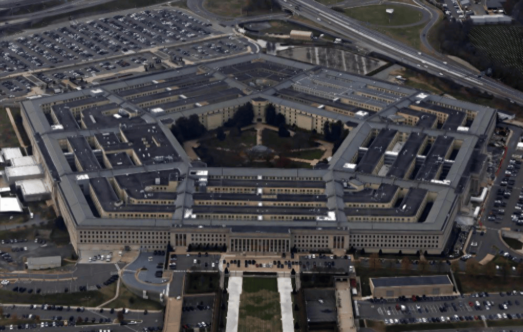 五角大楼绝密报告流出<strong></p>
<p>股票人</strong>,台海一旦开打,解放军可轻易摧毁美航母,让美军有来无回