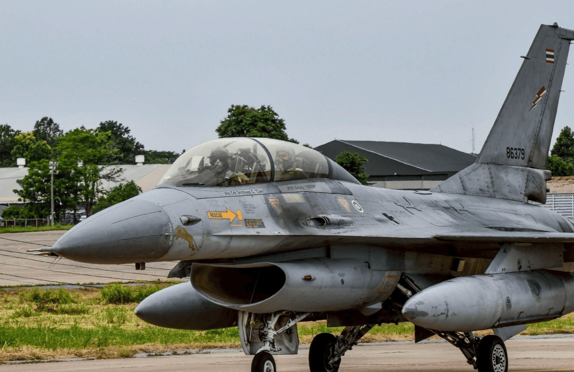 炸大桥<strong></p>
<p>奋达科技股票</strong>,炸赌场,F-16突防红旗12,泰国拒绝停火,跟特朗普唱反调