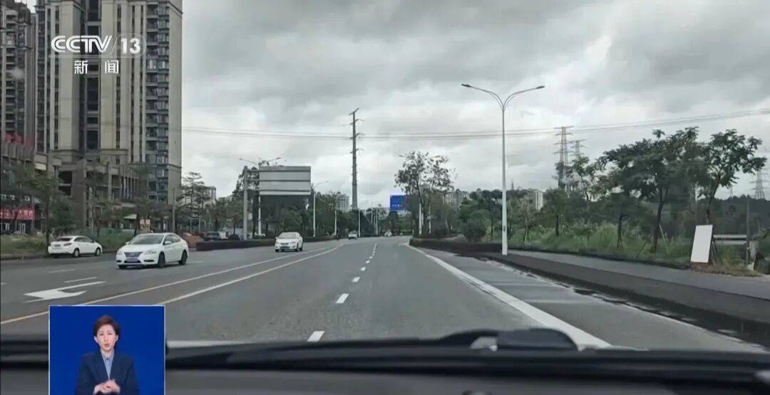 央视披露：男子在网吧厕所墙上看到“高薪日结5000-20000”广告<strong></p>
<p>中国长城股票</strong>，即将出境时被警方拦下