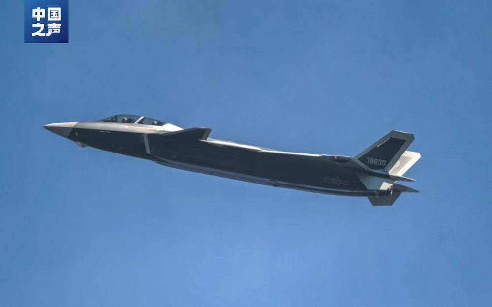 歼-20S官宣对地对海打击能力<strong></p>
<p>汉得信息股票</strong>,如何开启无人空战新模式?