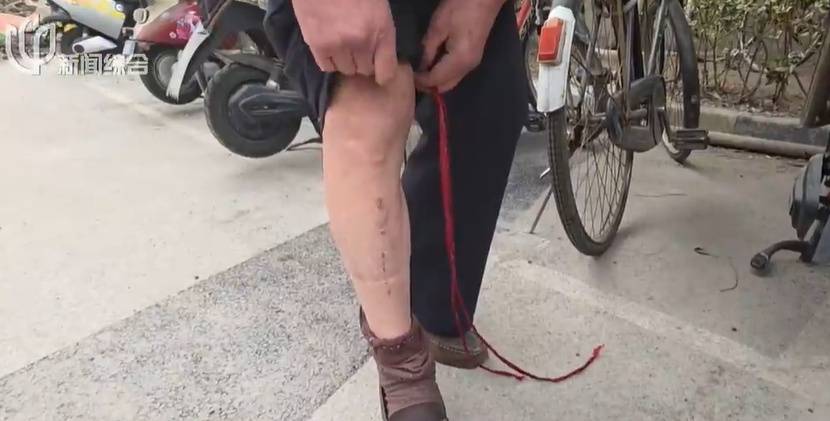 太夸张！上海人比比谁家楼下井盖多！有人家门口100个<strong></p>
<p>金信诺股票</strong>，“走路难！到处都像贴膏药”...