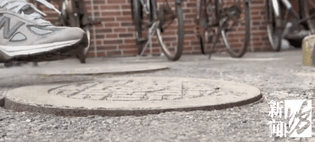 太夸张！上海人比比谁家楼下井盖多！有人家门口100个<strong></p>
<p>金信诺股票</strong>，“走路难！到处都像贴膏药”...