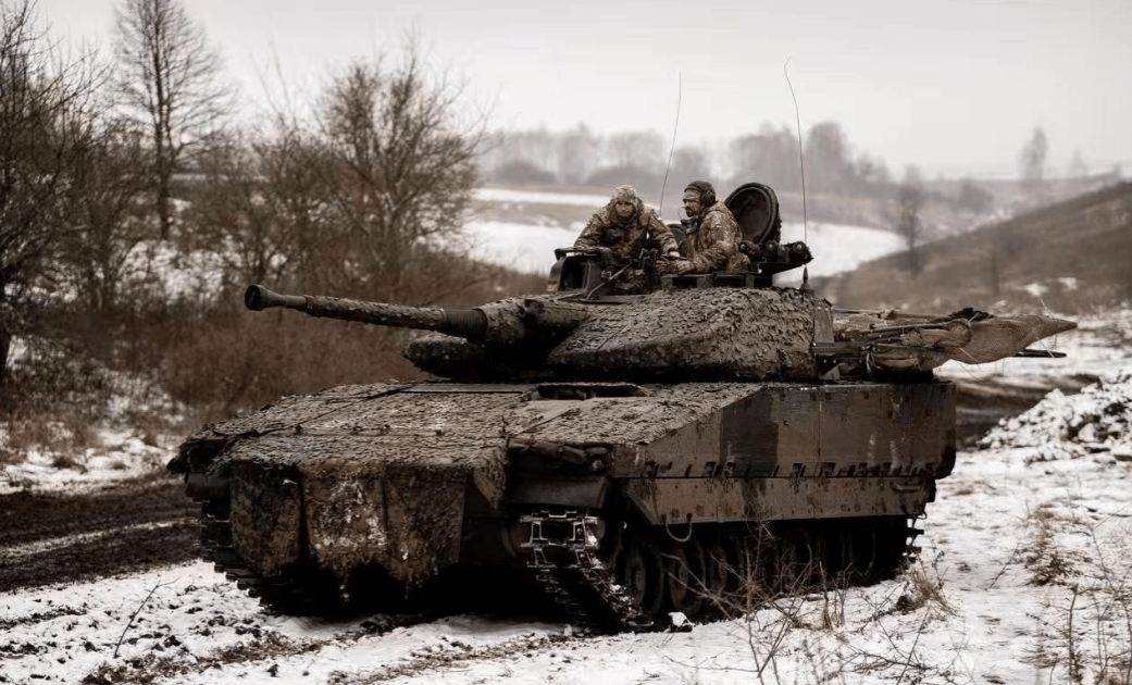 俄军正把乌军吊起来炸<strong></p>
<p>用友股票</strong>,俄方报仇零时差,一名"北约关键上校"阵亡!