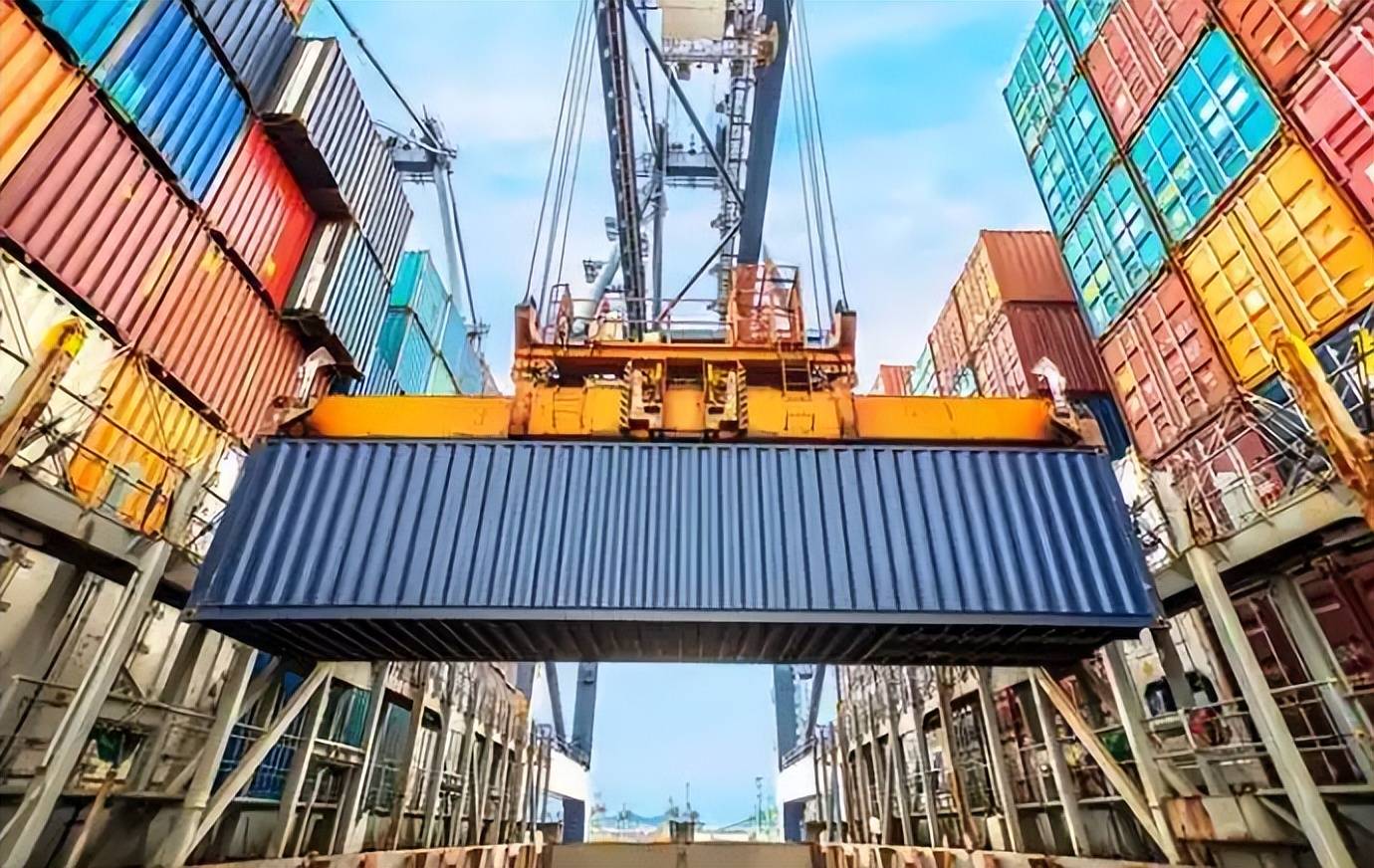 美媒很感慨：要不是中国还在反抗特朗普<strong></p>
<p>常山药业股票</strong>，几乎全世界都向他投降了