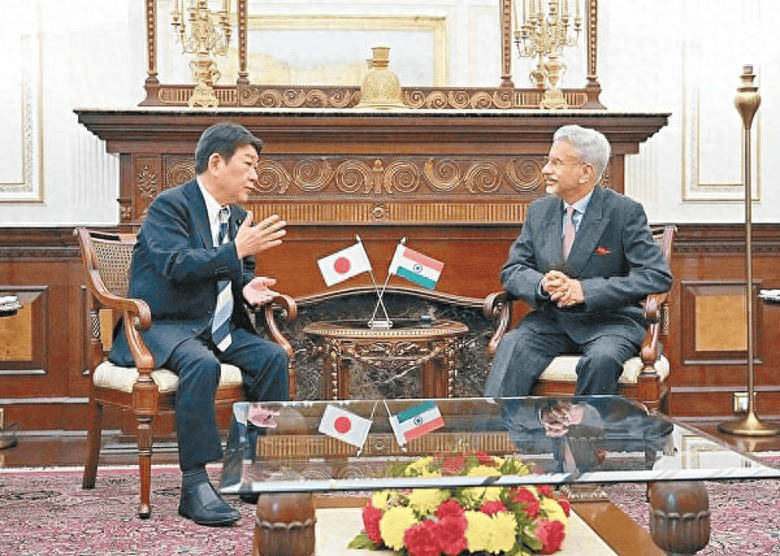 印度决定挺身而出，拍胸脯帮日本解决头等难题：我有你想要的