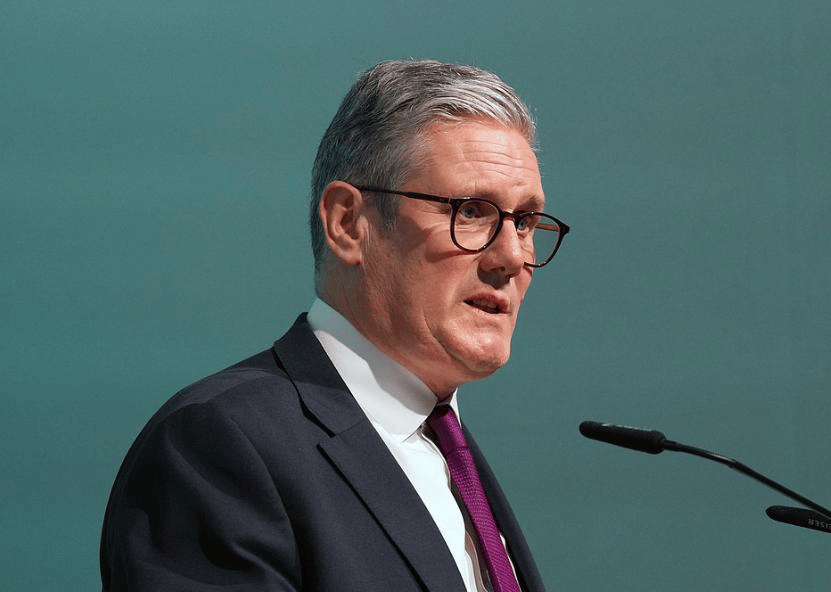 来华访问的斯塔默<strong></p>
<p>万泰生物股票</strong>，被问到敏感问题时，知道有些话不该说