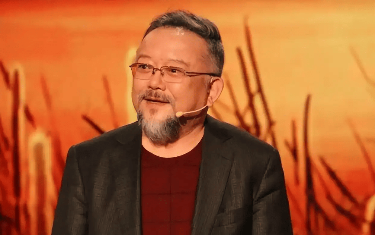 唐国强拍短剧王刚疯狂接商演<strong></p>
<p>道明光学股票</strong>!老来得子的他们为养娃不敢退休!