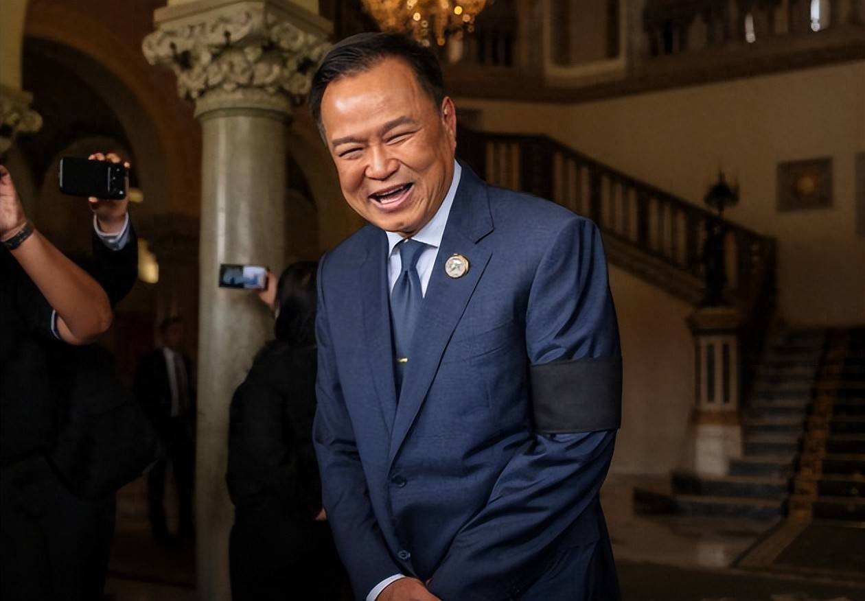 泰国选出最亲华总理<strong></p>
<p>深康佳股票</strong>，自称是中国人后代，20年来首位连任成功，中方送上祝贺！