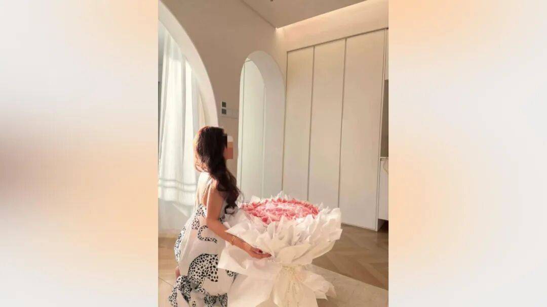 25岁海归男子恋上浙江离异老板娘<strong></p>
<p>虚拟币钱包下载</strong>，分手后追讨12万：每个月给她点外卖都要五六千，对方却没转过一分钱，每次转账还要写自愿赠与，准备起诉