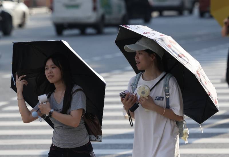 “热麻了”<strong></p>
<p>虚拟币交易</strong>，广州今日最高温41.6℃，花都区橙色预警生效